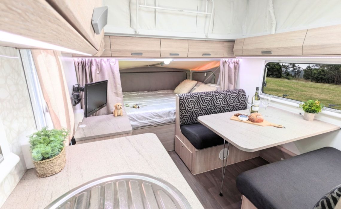 Jayco Expanda - Internal 1